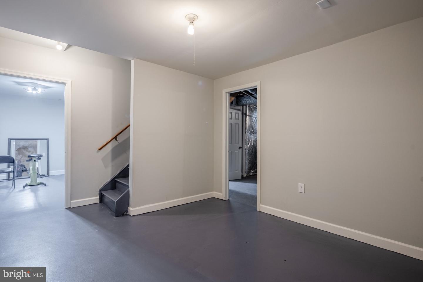 590 Richmar St Property Photo 6