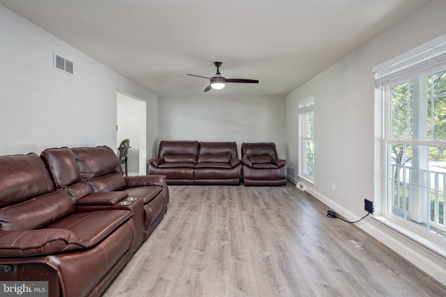 590 Richmar St Property Photo 23