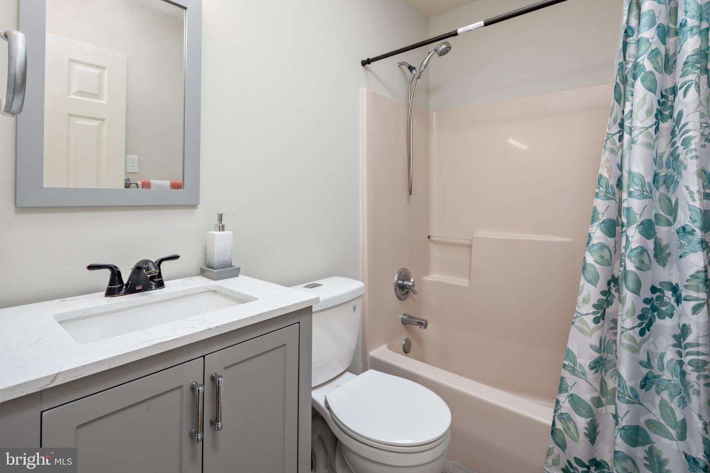 590 Richmar St Property Photo 44