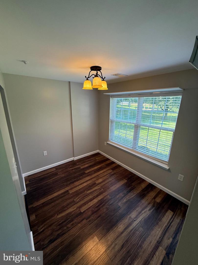 3830 Normandy Dr #1b Property Photo 8