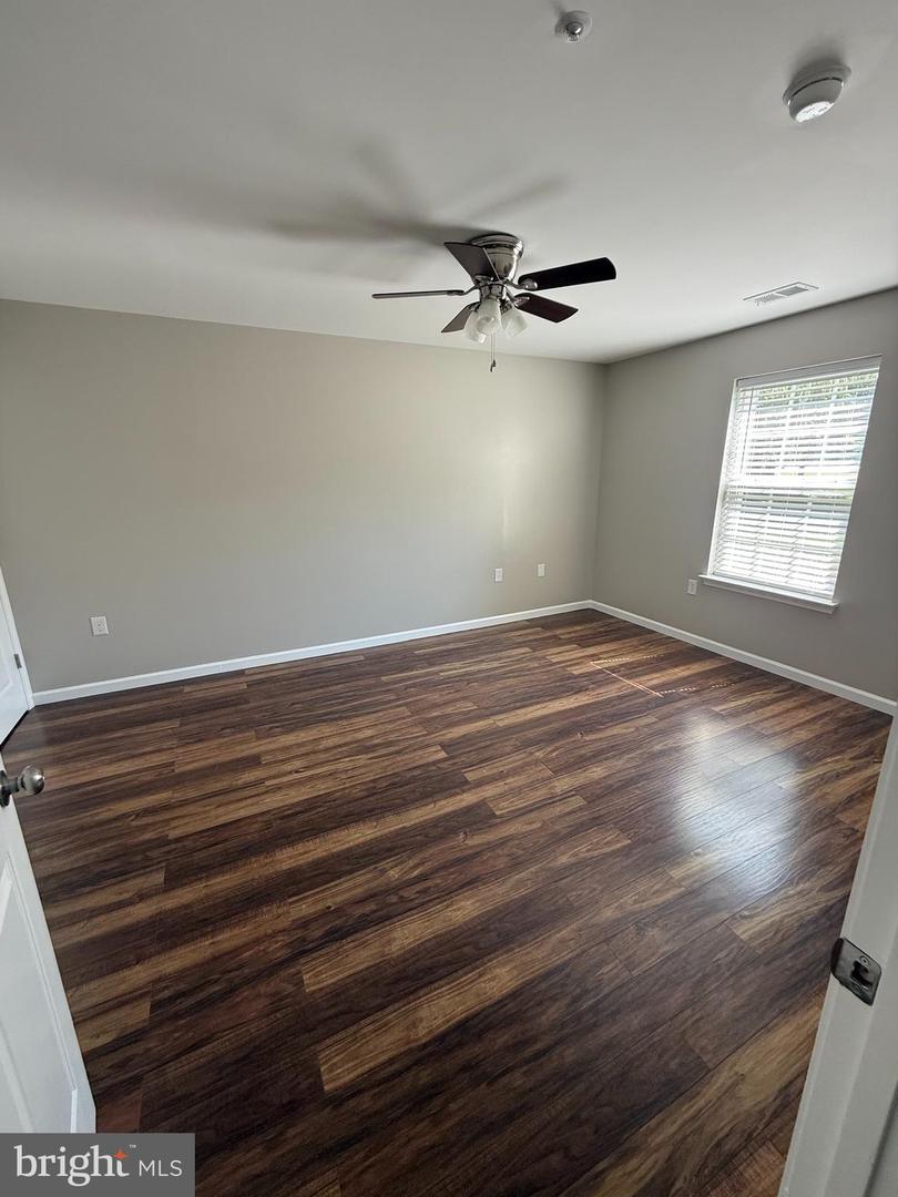3830 Normandy Dr #1b Property Photo 14