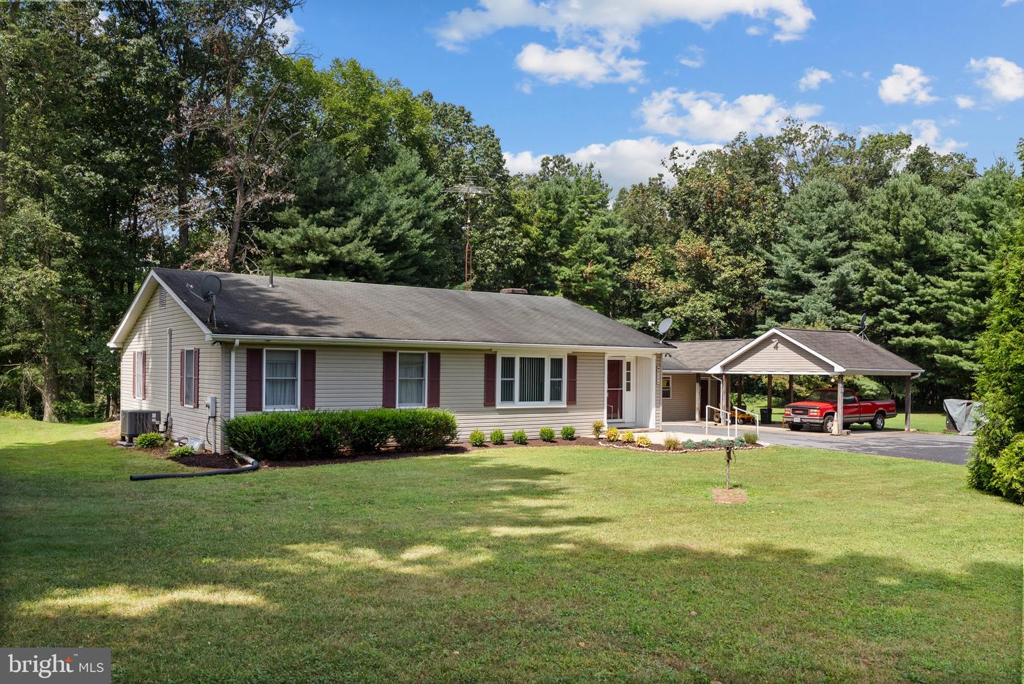 824 Cherrytown Rd Property Photo 1