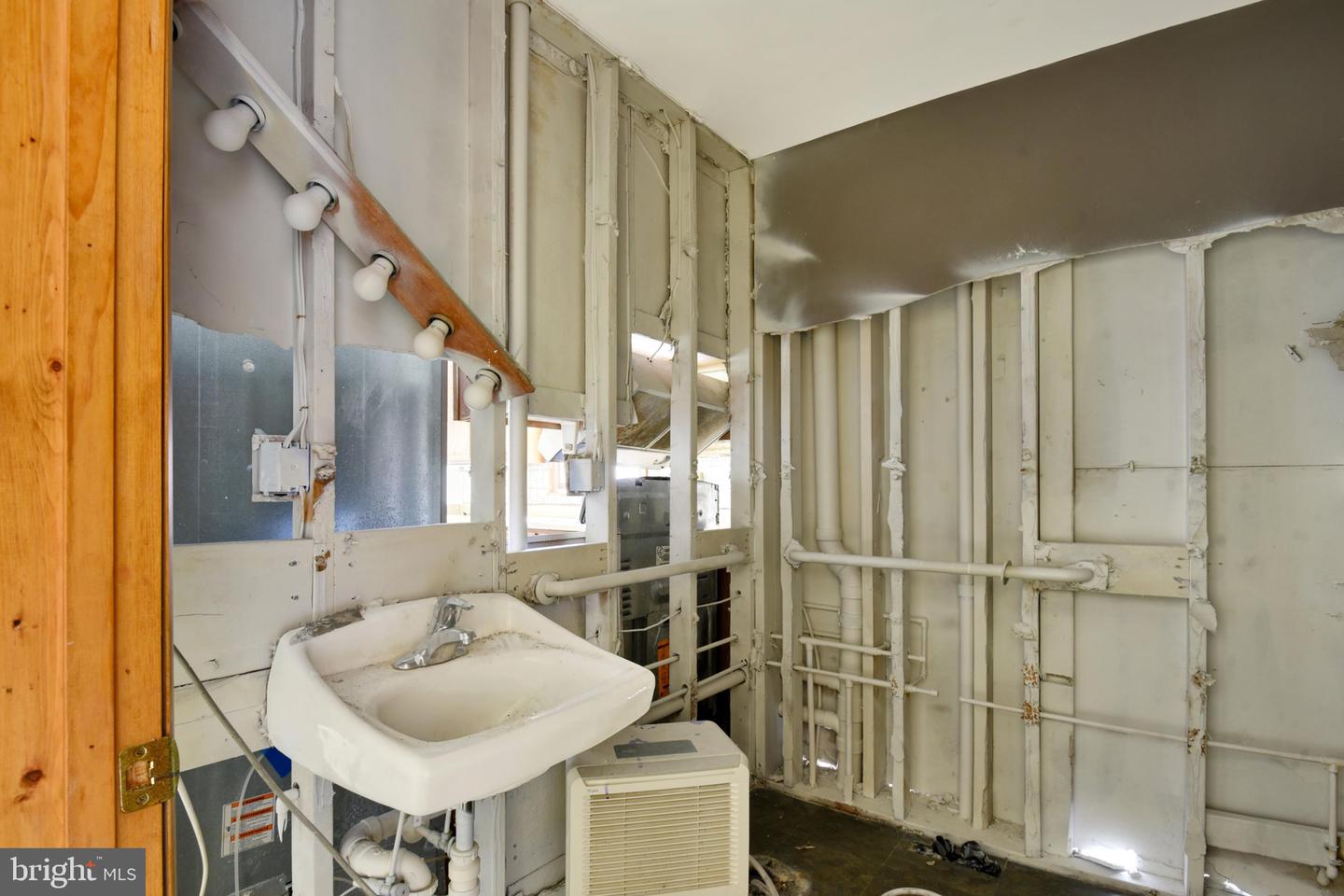 2765 E Mayberry Rd Property Photo 10