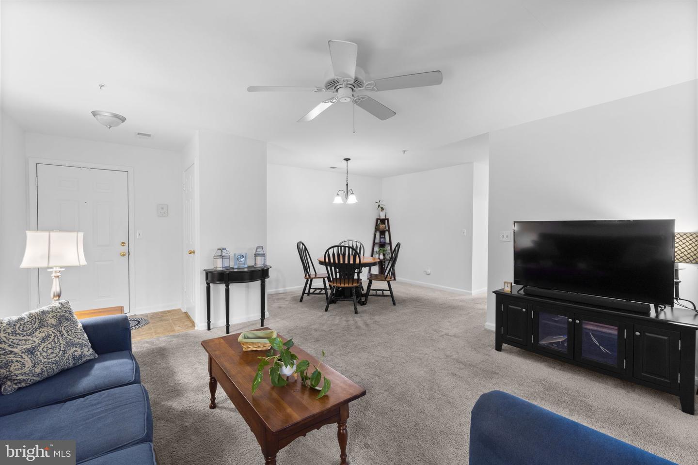 315 Kingsbury Way #d31 Property Photo 10