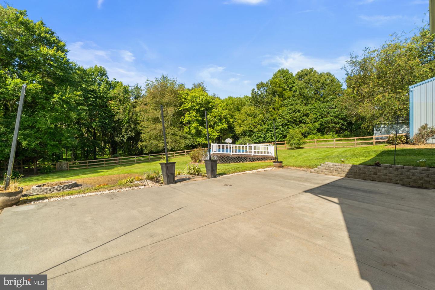 839 Chanter Dr Property Photo 23