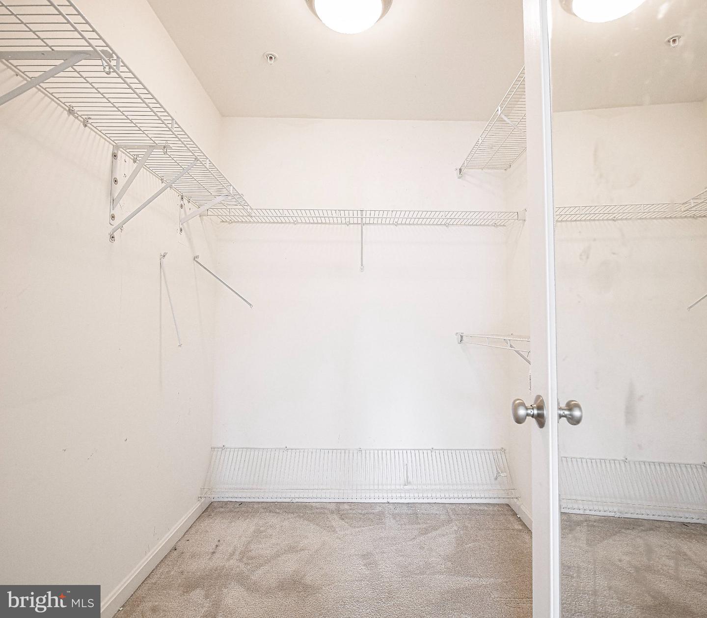 1914 Lennox Dr #229 Property Photo 12