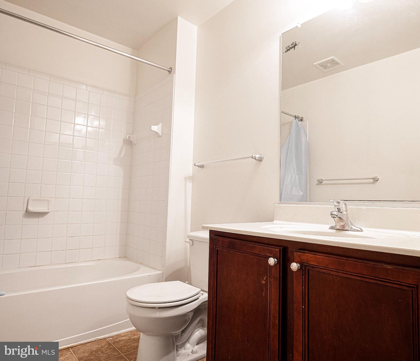 1914 Lennox Dr #229 Property Photo 15