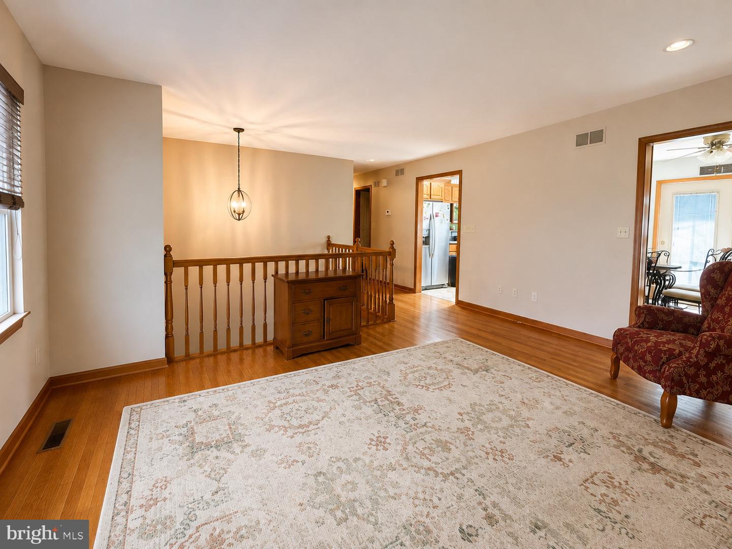 4719 Ridge Rd Property Photo 12