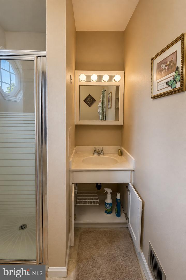 4719 Ridge Rd Property Photo 27