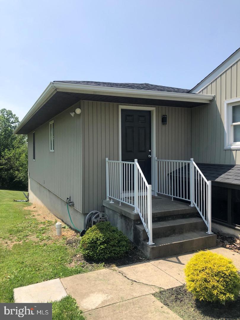 712 Winchester Dr Property Photo 49