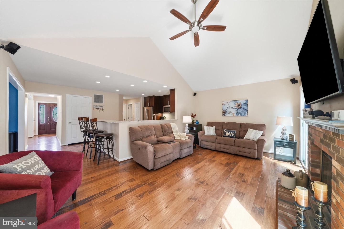 6079 Ryon Property Photo 11