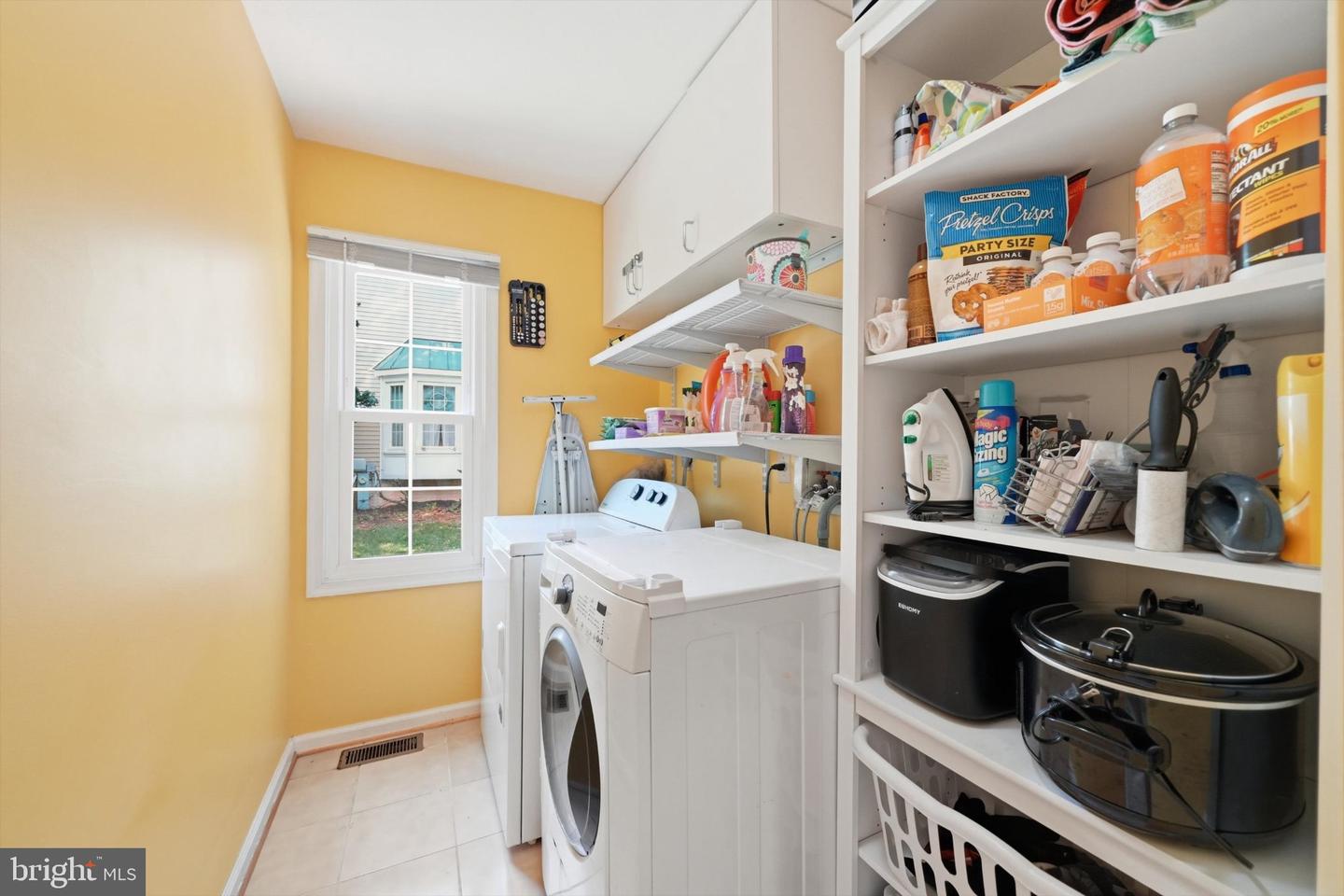 6079 Ryon Property Photo 25