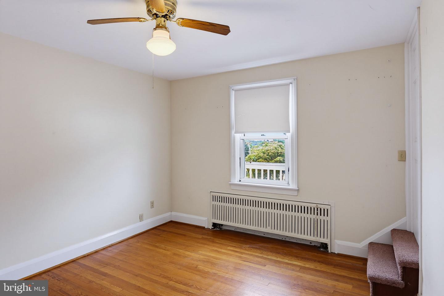 449 E Green St Property Photo 21