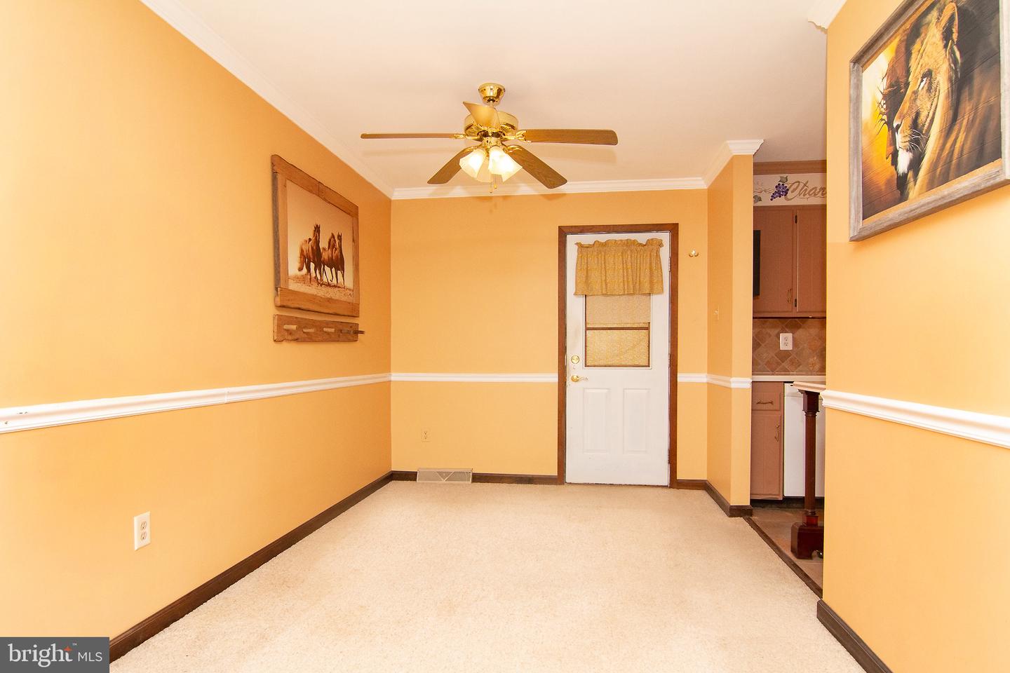 3386 Janet Ct Property Photo 7