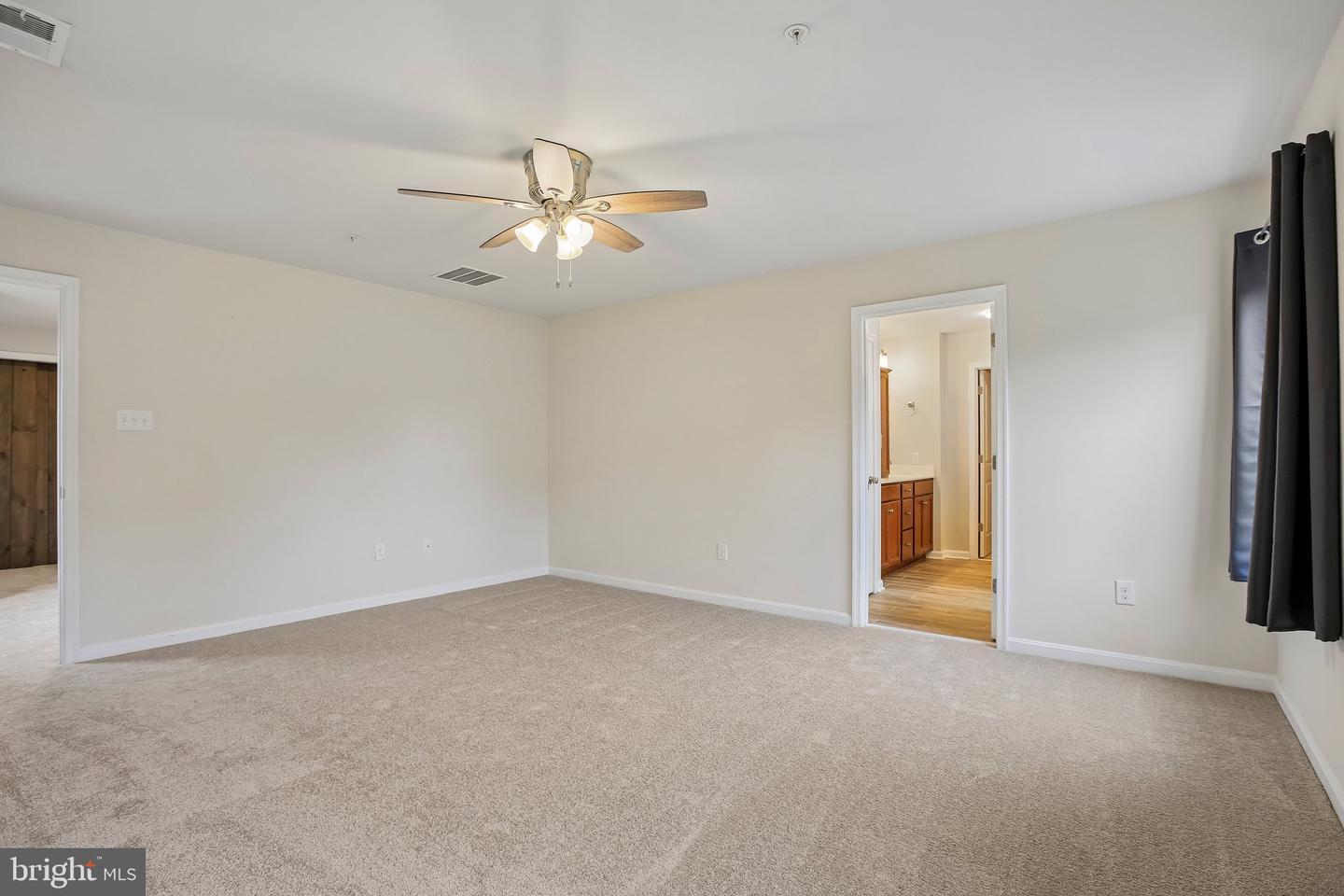 682 Stonegate Rd Property Photo 16