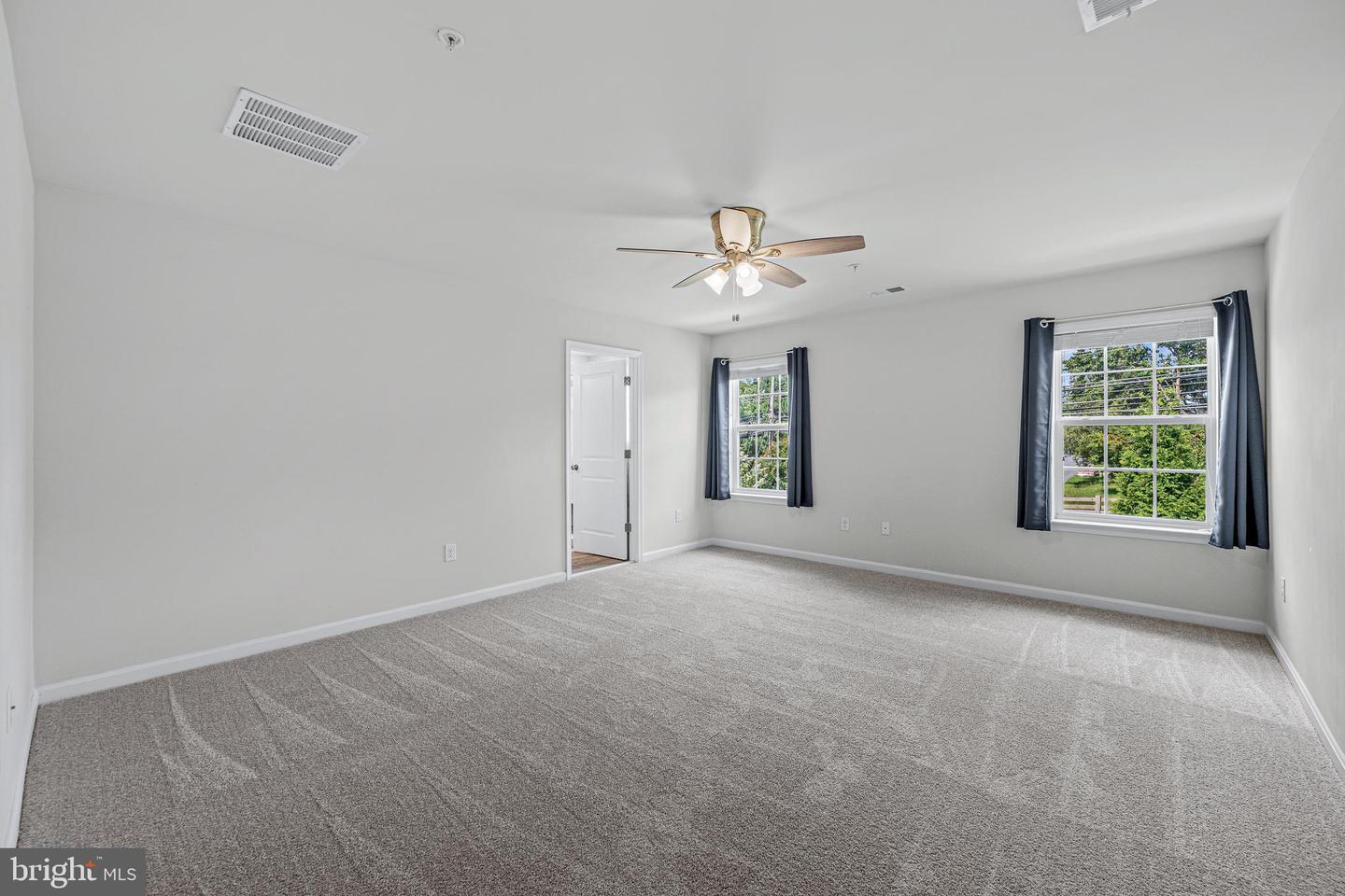 682 Stonegate Rd Property Photo 17