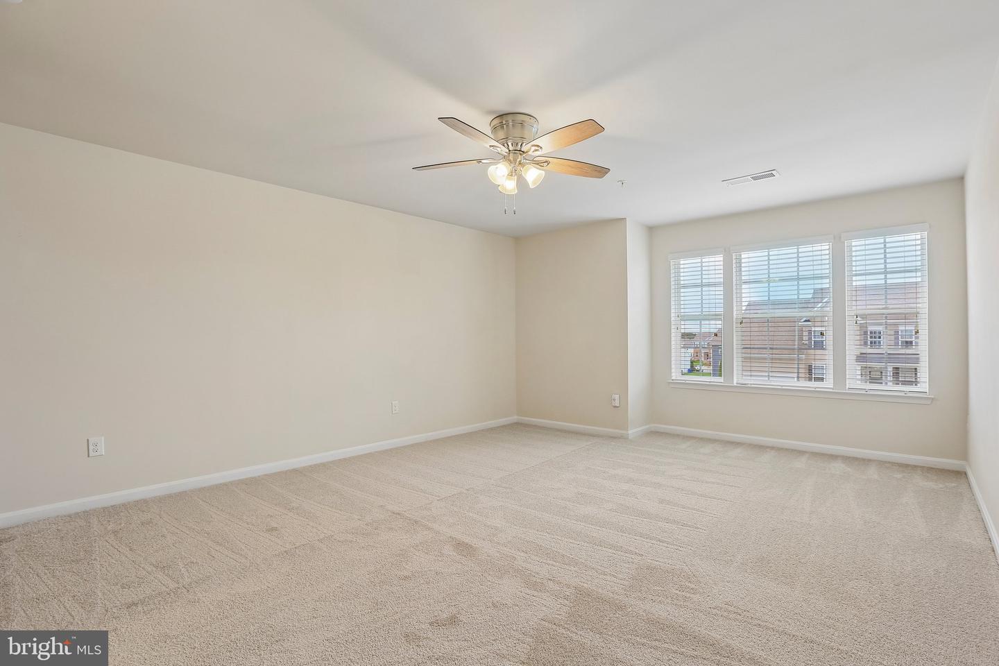682 Stonegate Rd Property Photo 24