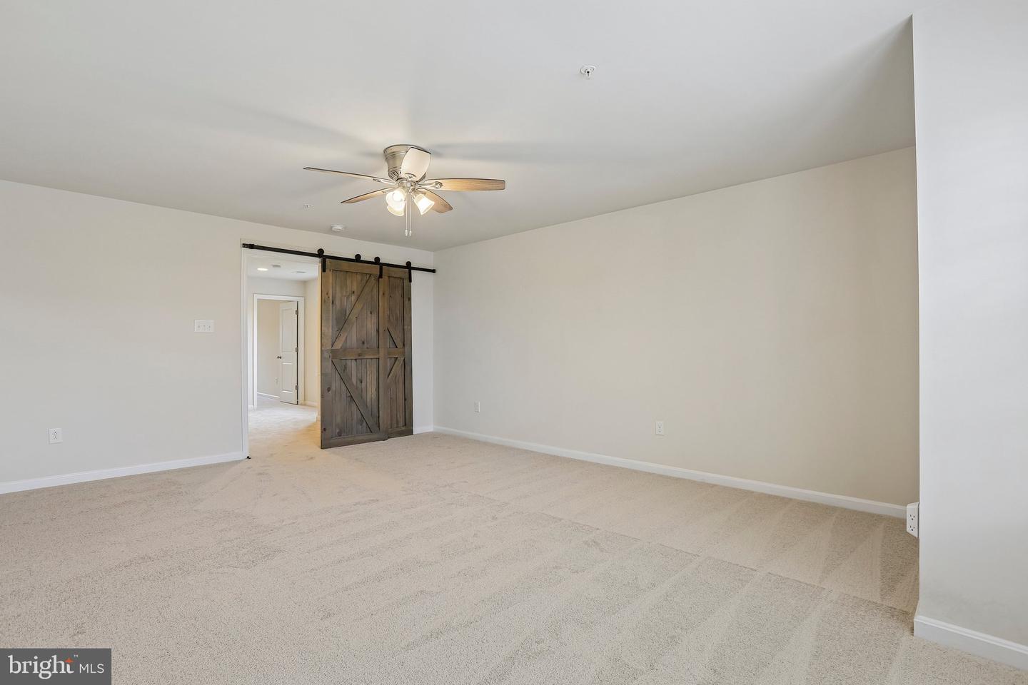 682 Stonegate Rd Property Photo 25