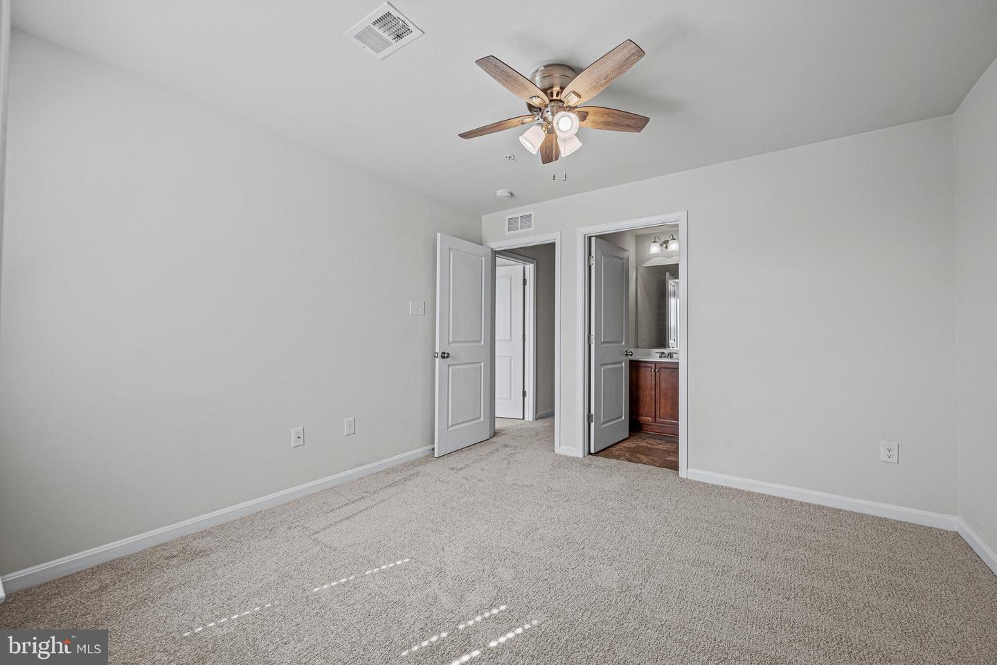 682 Stonegate Rd Property Photo 30