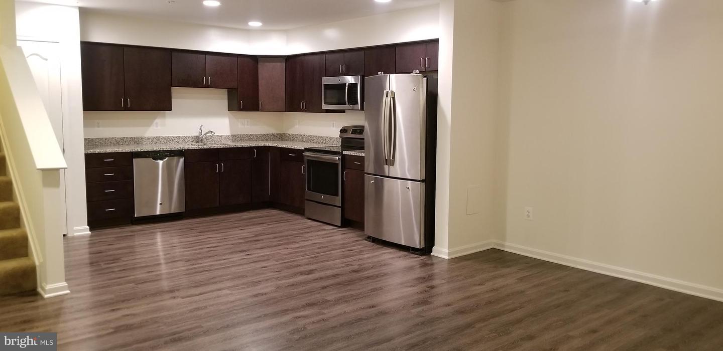 1826 Cassandra Dr #139 Property Photo 3