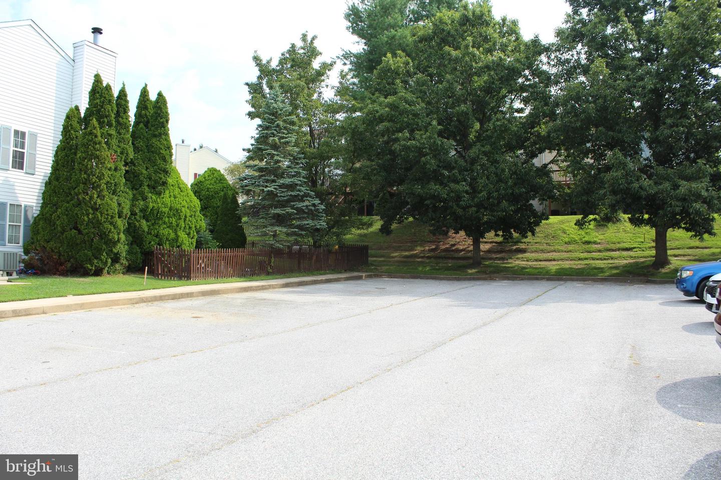 463 Palmer Ter Property Photo 10