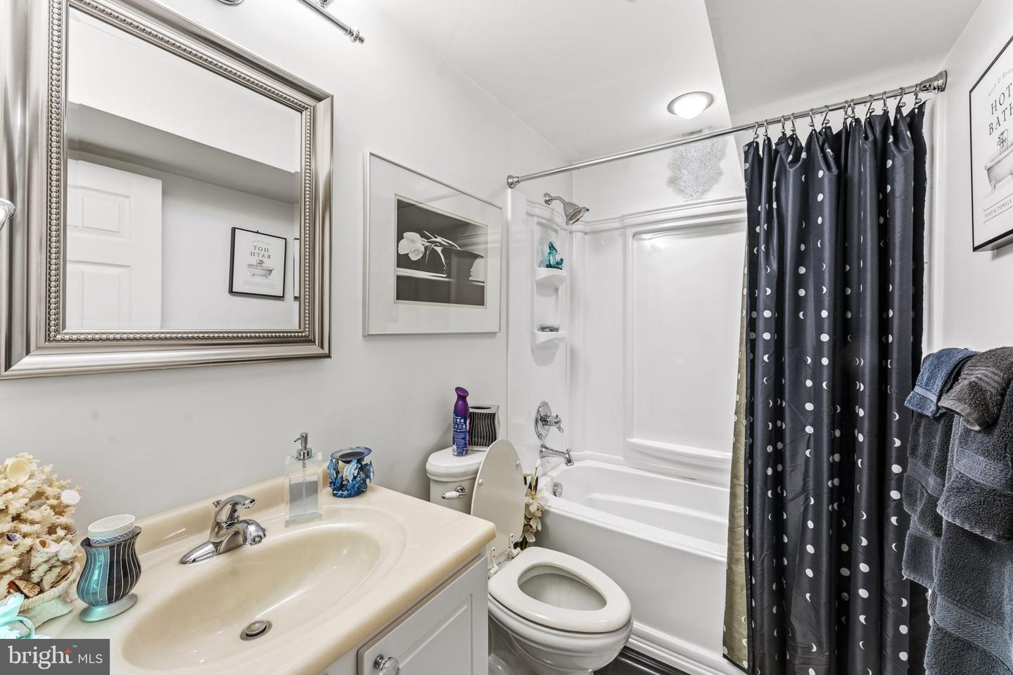 328 Kenan St Property Photo 22