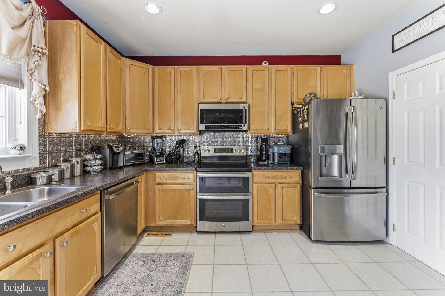 328 Kenan St Property Photo 44