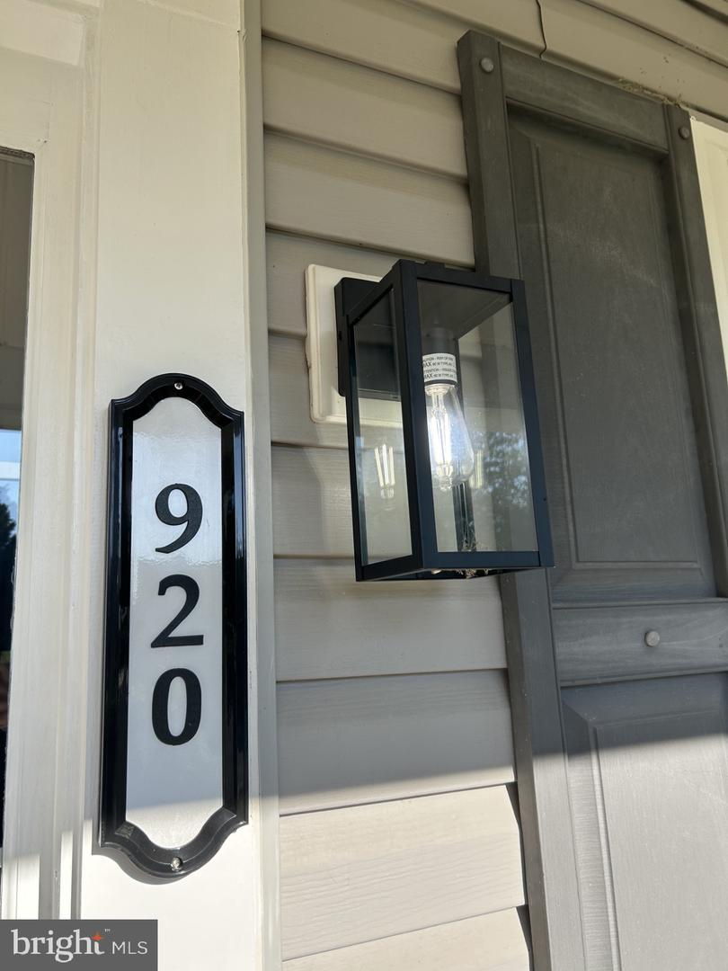 920 Burning Tree Ct Property Photo 2