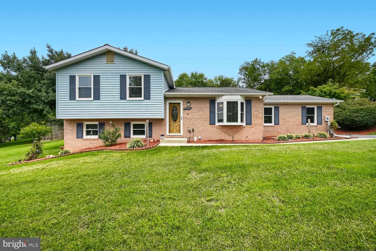 5350 Pommel Dr Property Photo 3