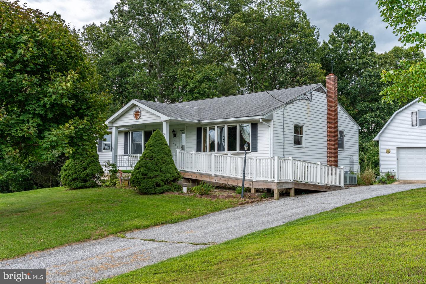 2235 E Deep Run Rd Property Photo 1