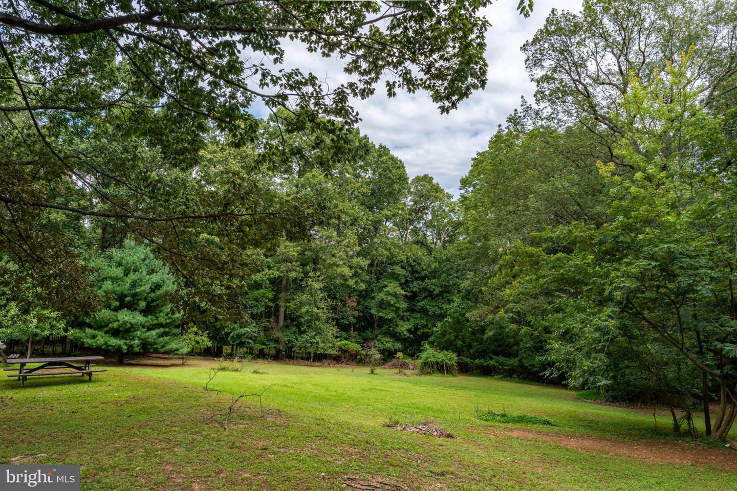2235 E Deep Run Rd Property Photo 5