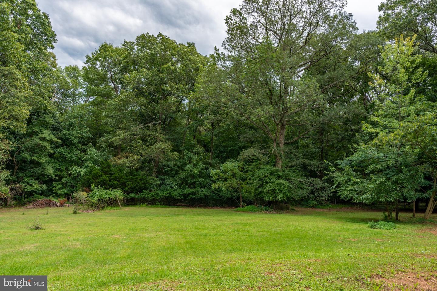 2235 E Deep Run Rd Property Photo 10