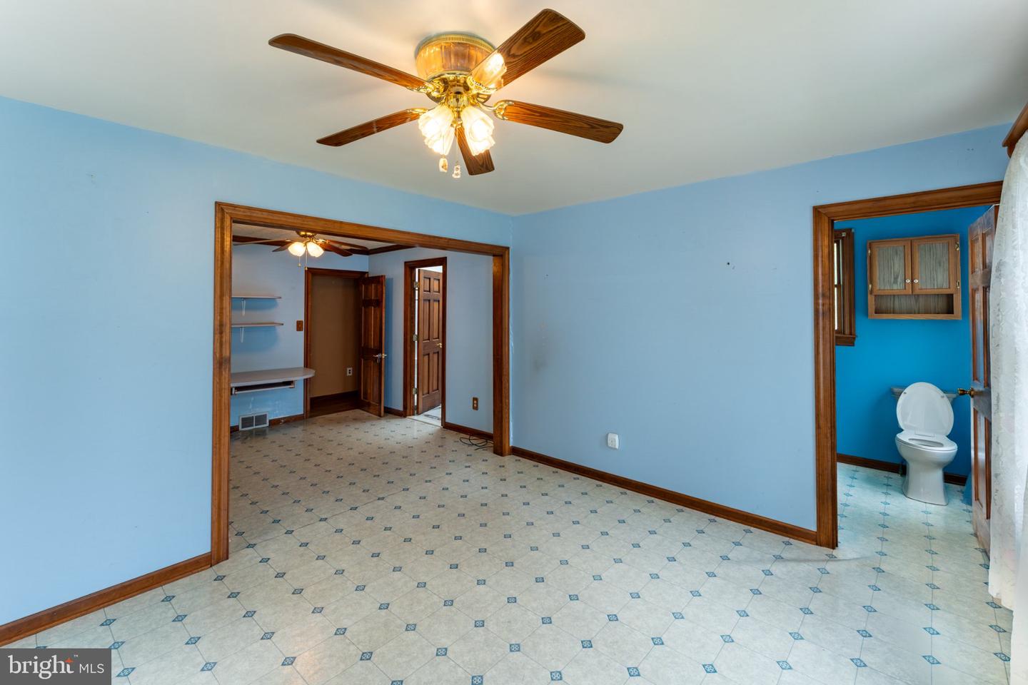 2235 E Deep Run Rd Property Photo 23