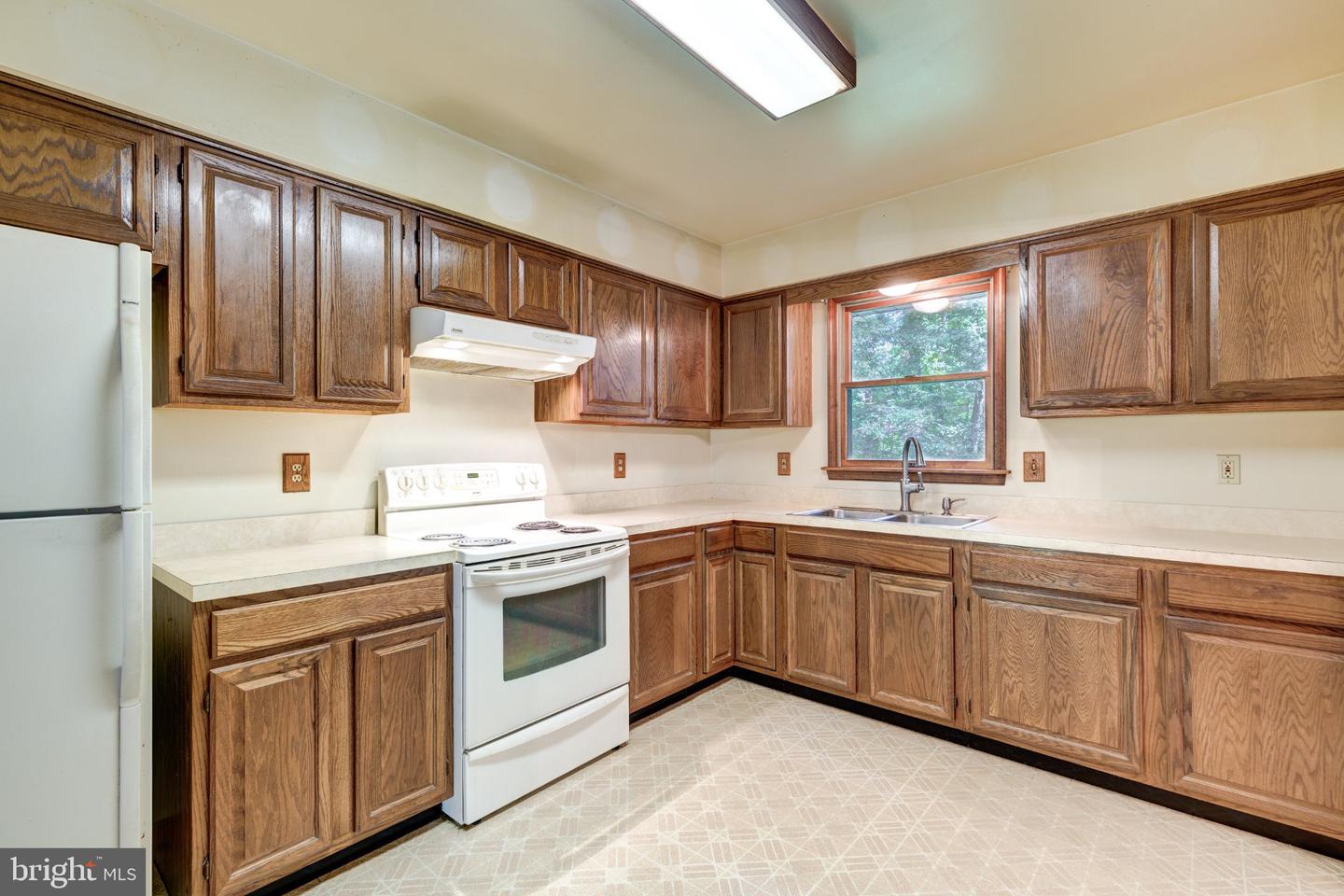 1309 Paw-paw Dr Property Photo 4