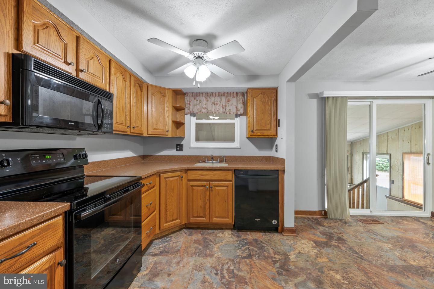 4410 Sycamore Dr Property Photo 12