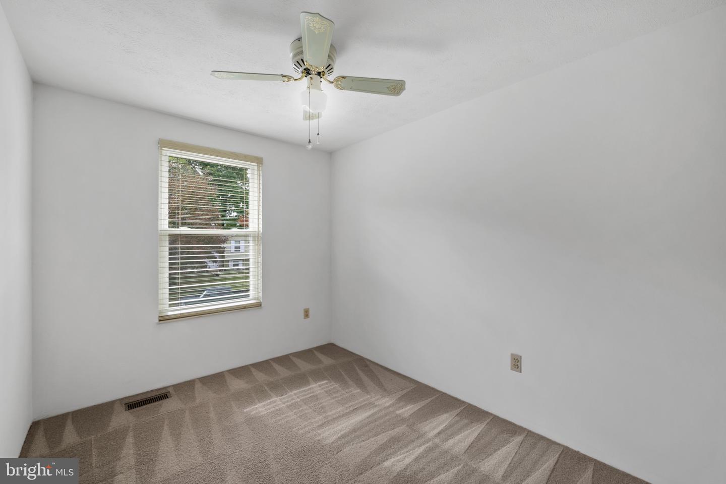 4410 Sycamore Dr Property Photo 23