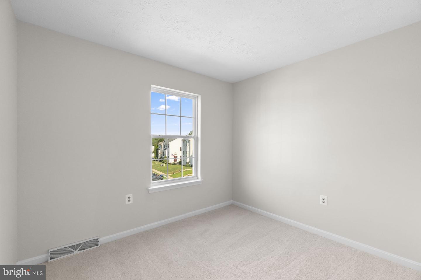 1161 Shortleaf Cir Property Photo 25