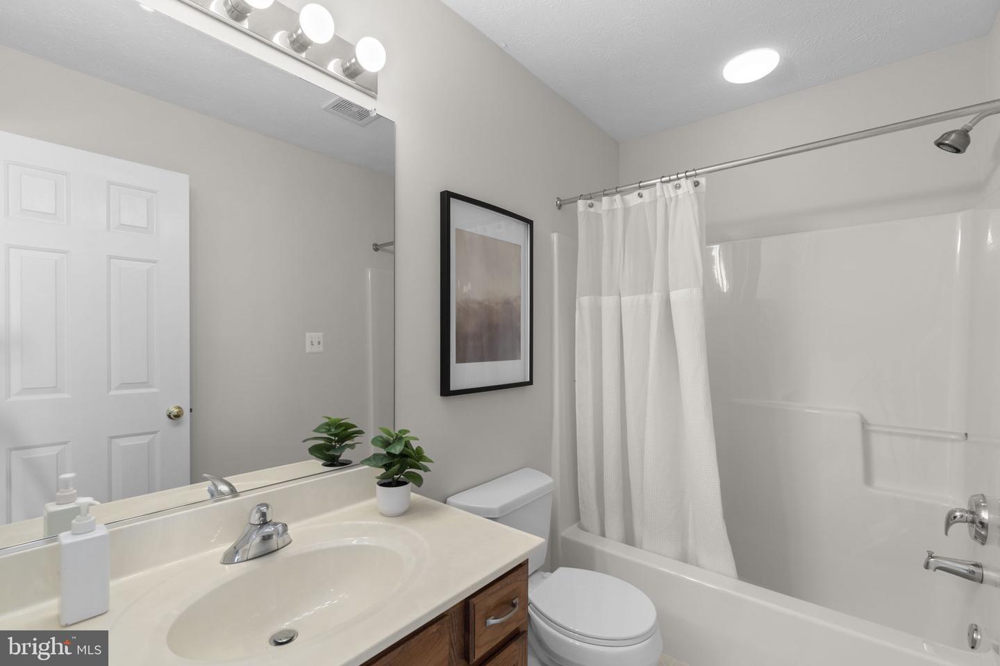 1161 Shortleaf Cir Property Photo 27