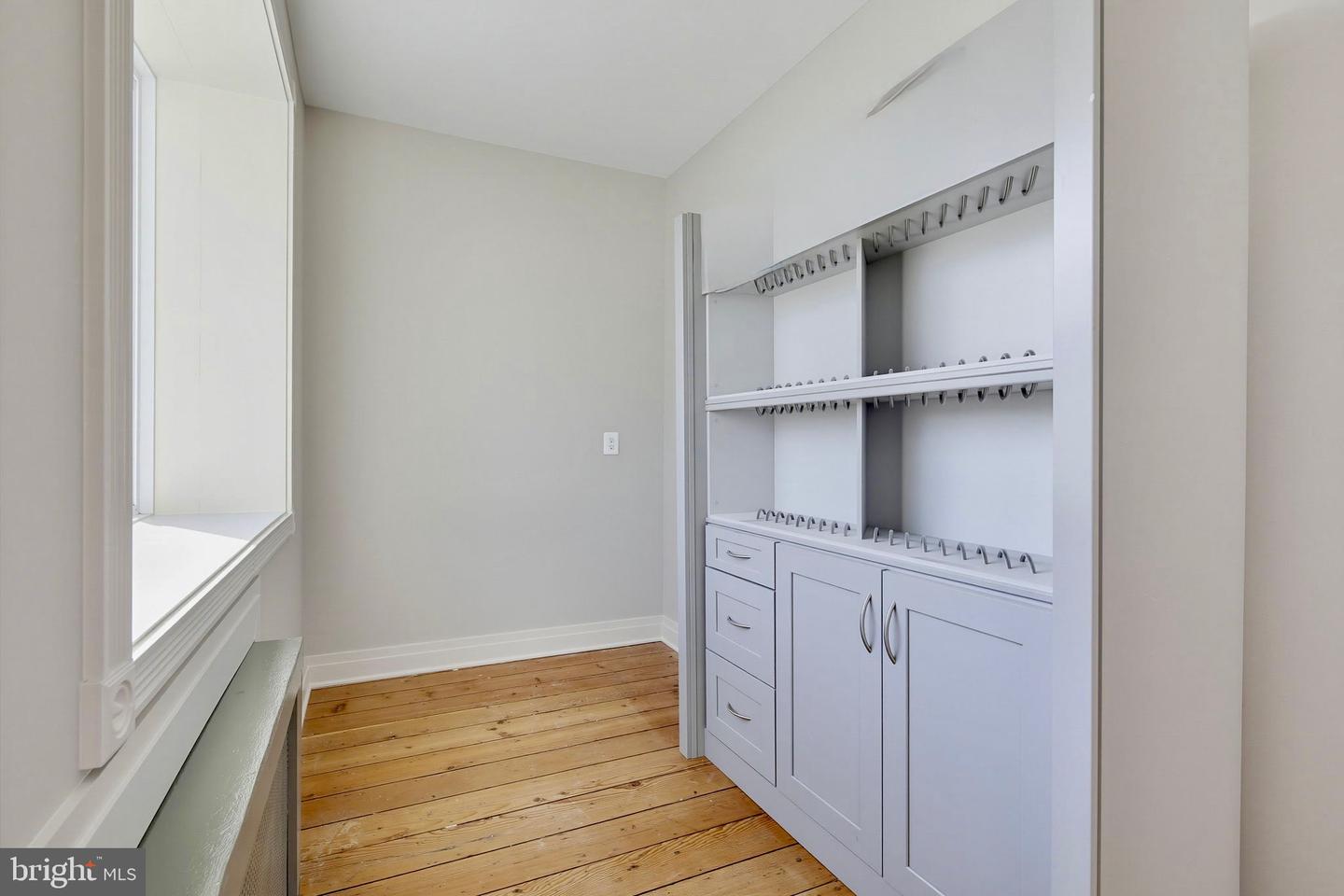 11 Liberty St Property Photo 12