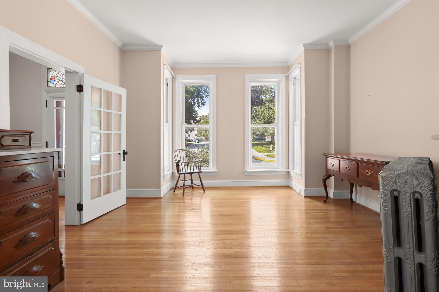 17 Park Ave Property Photo 7