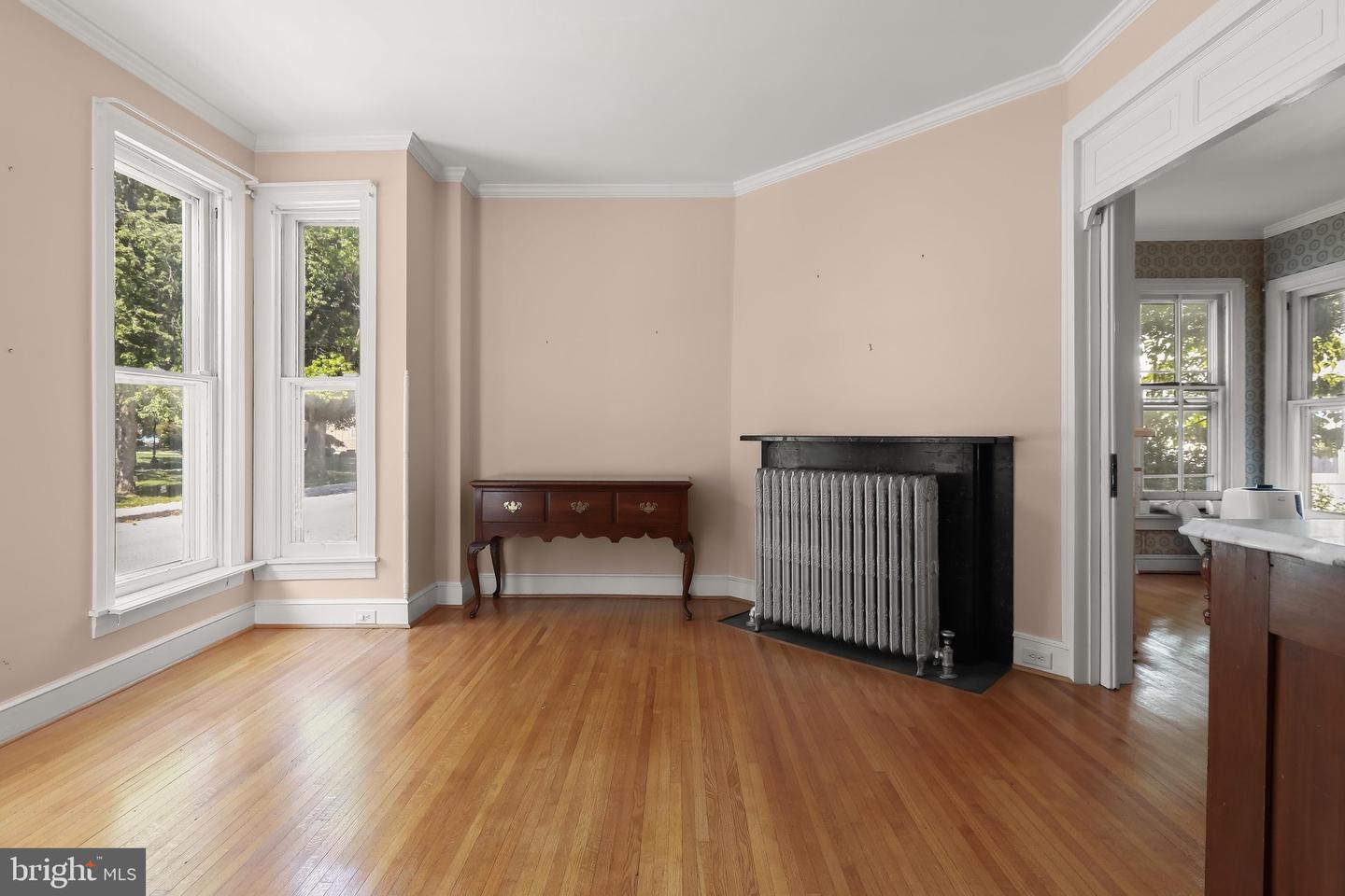 17 Park Ave Property Photo 8