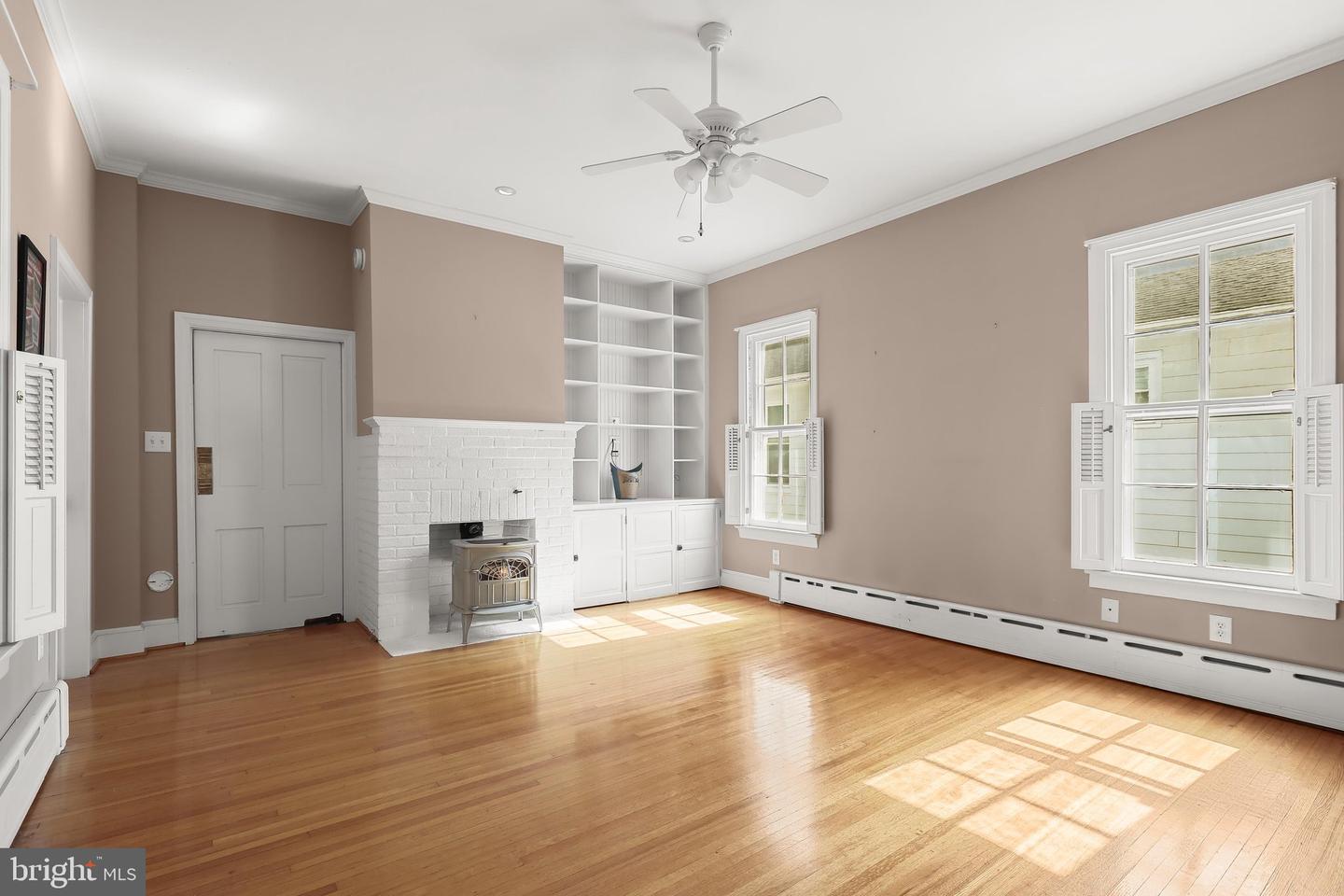 17 Park Ave Property Photo 17