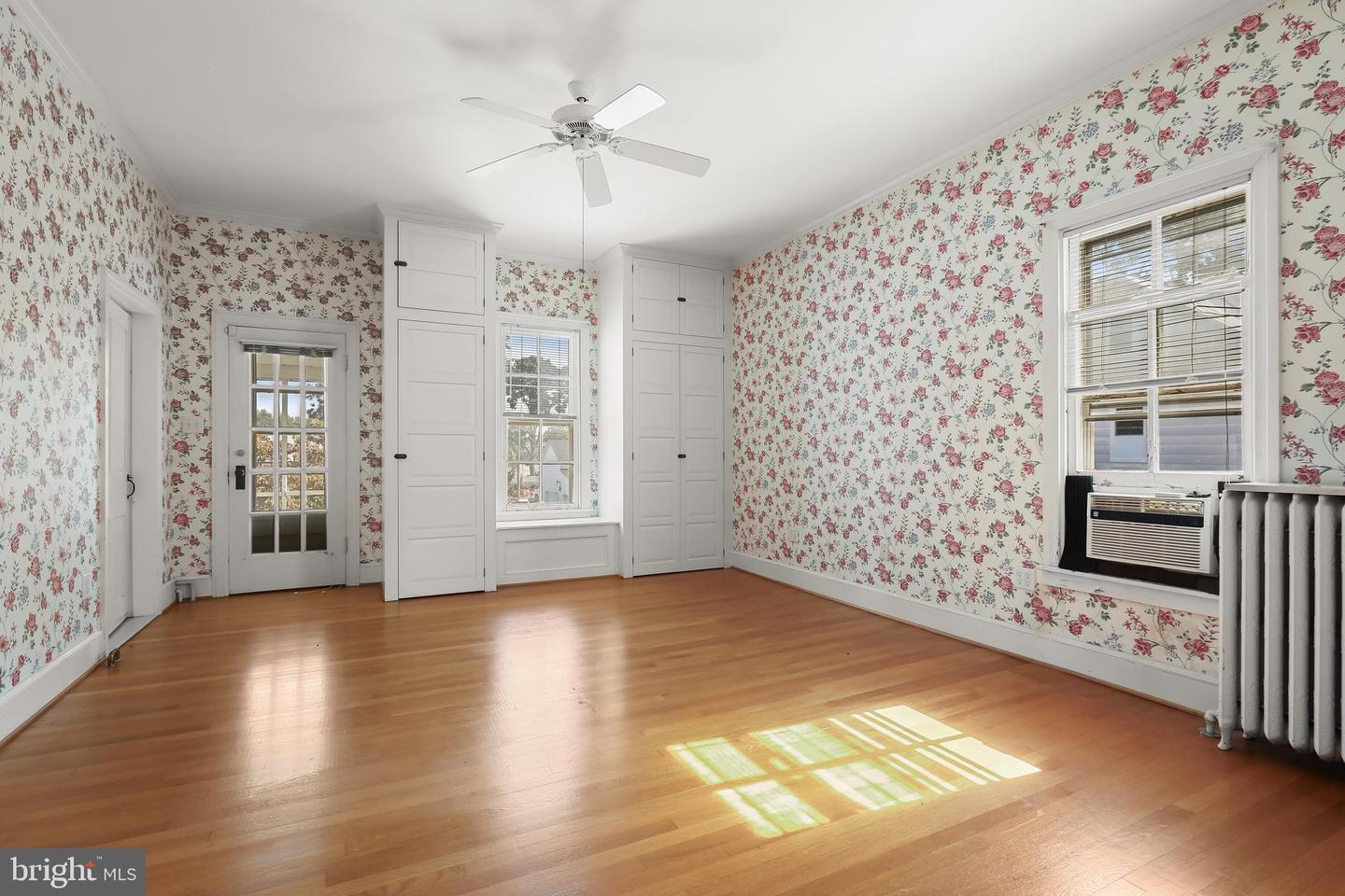 17 Park Ave Property Photo 29