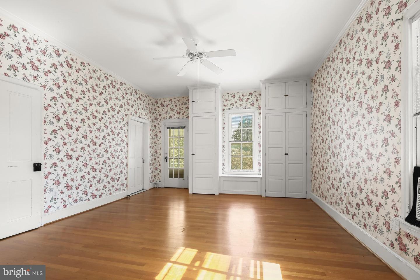 17 Park Ave Property Photo 30