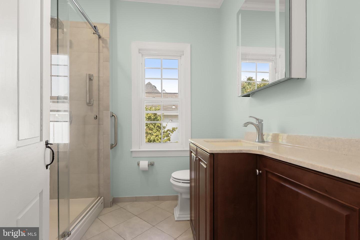 17 Park Ave Property Photo 38