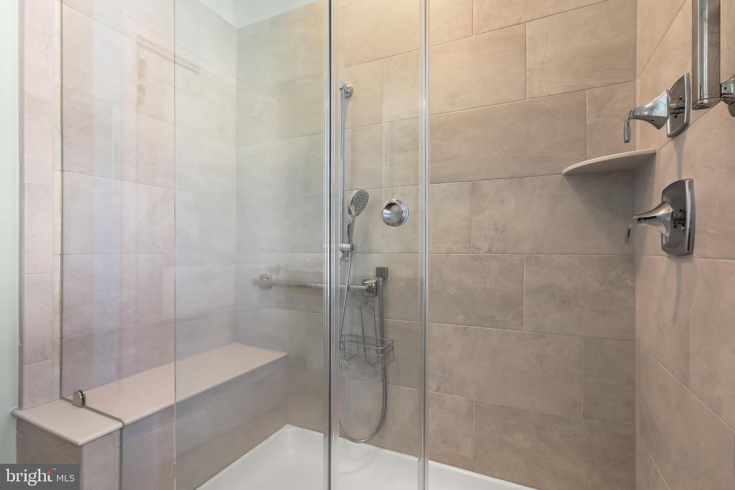 17 Park Ave Property Photo 39