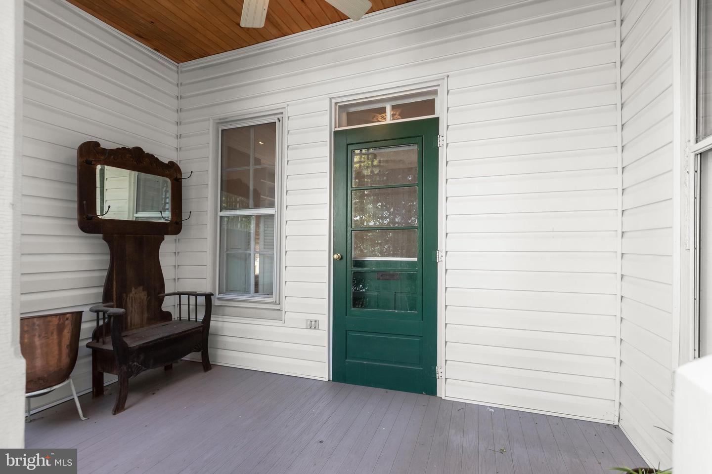 17 Park Ave Property Photo 57