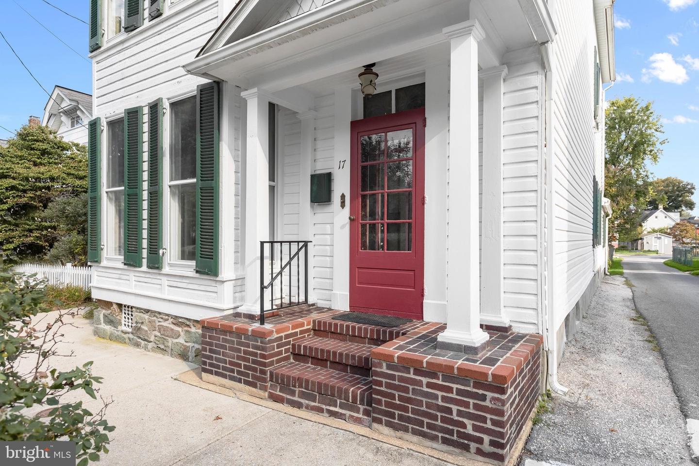 17 Park Ave Property Photo 60