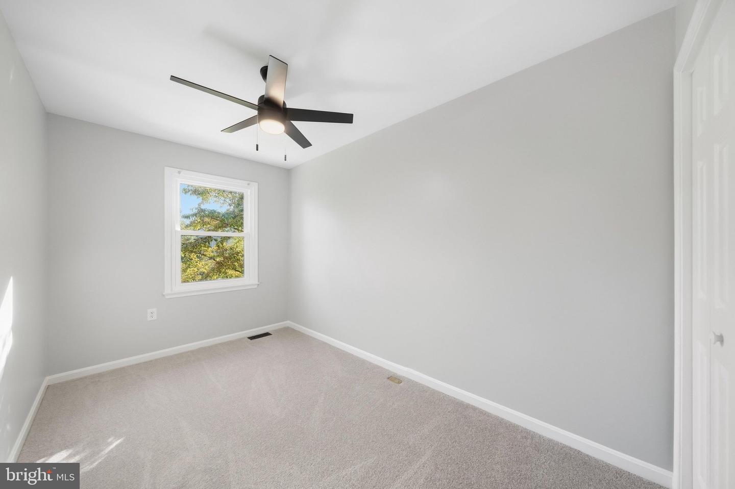 409 Windy Knoll Dr Property Photo 21