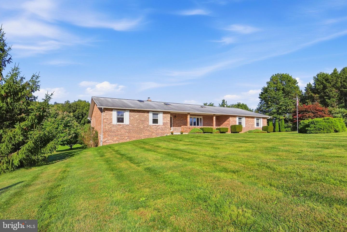 1716 Gablehammer Rd Property Photo 6